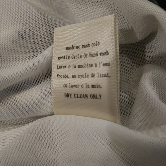 Love Riche Keyholed Patterned Mini Sun Dre… - Picture 7 of 7